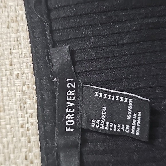 Forever 21 Cropped Sweater square neckline black size medium - Picture 7 of 8